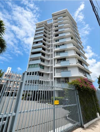 APARTAMENTO EN VENTA - COND. LA TORRE MIRAMAR