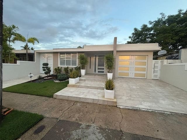 RESIDENCIA URB. REXVILLE, BAYAMON