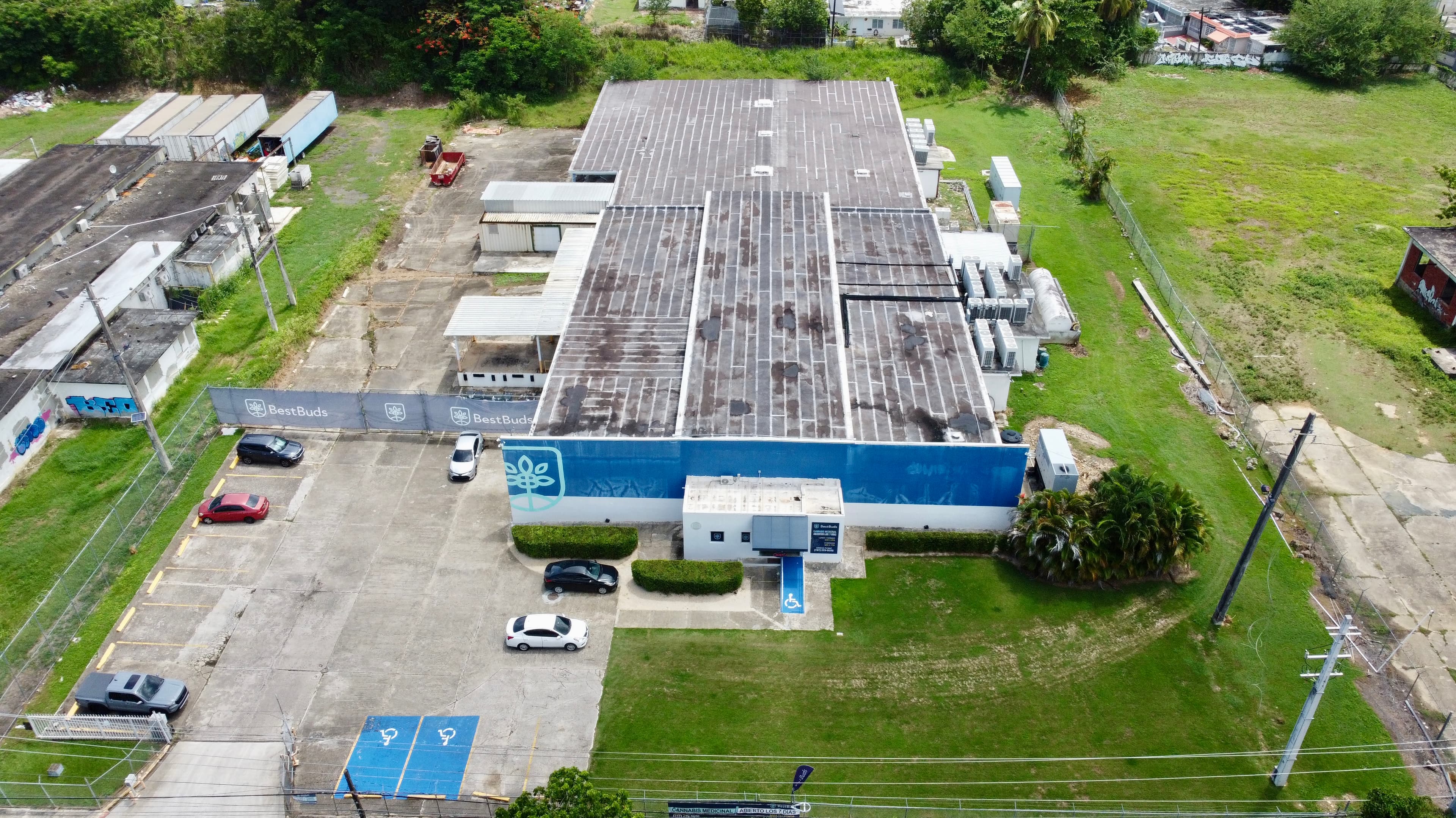 PROPIEDAD INDUSTRIAL EN ALQUILER – VEGA BAJA, PUERTO RICO