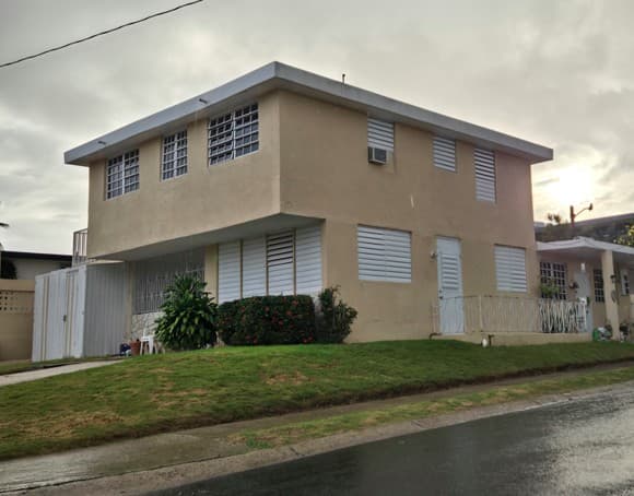 UNIDAD MULTIFAMILIAR URB. FLAMINGO HILLS, BAYAMON